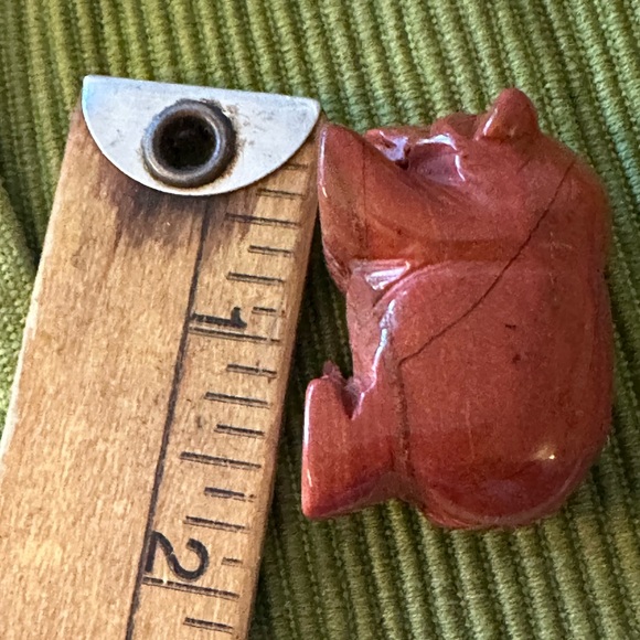 Red Jasper Bear - Picture 3 of 3